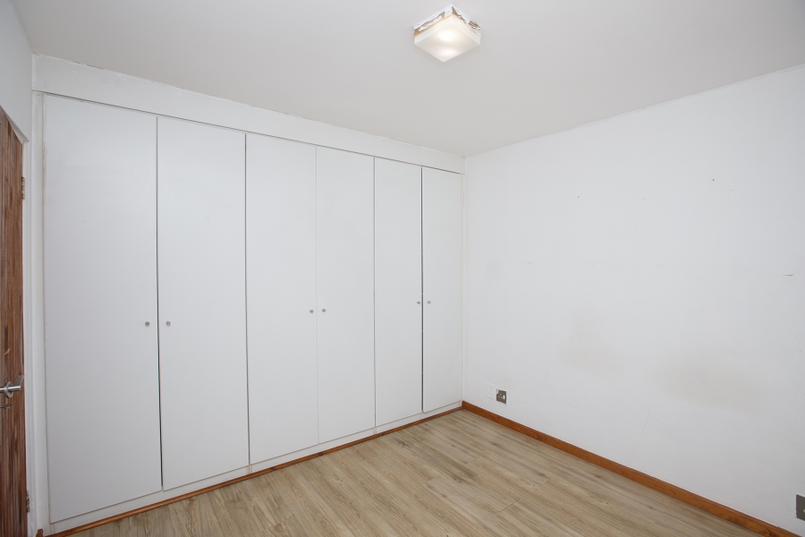 2 Bedroom Property for Sale in Green Point Western Cape